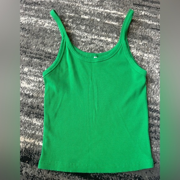 2 AMAZON Ribbed Tank Tops - Picture 5 of 9